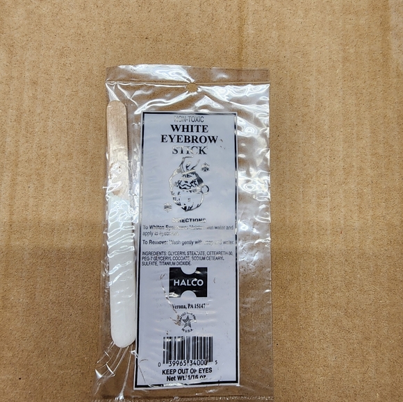 Halco Santa suit size large - Picture 7 of 9